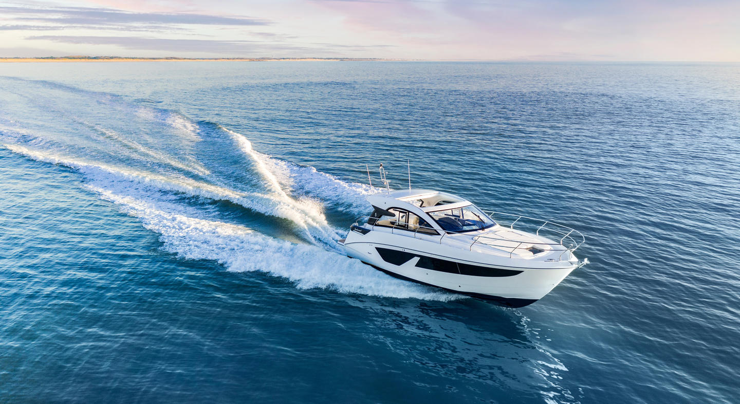 Gran_Turismo_41_Exterior_ 01